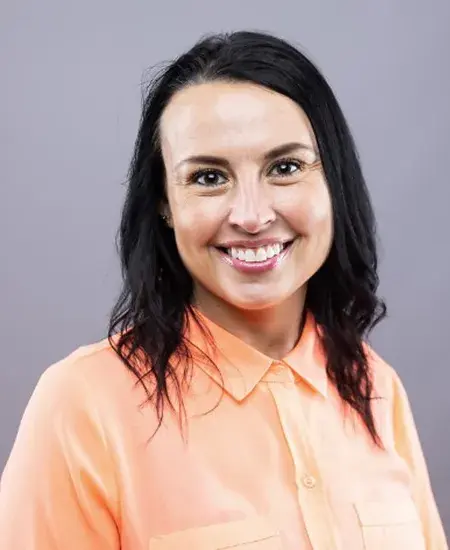 Alicia Abney Headshot
