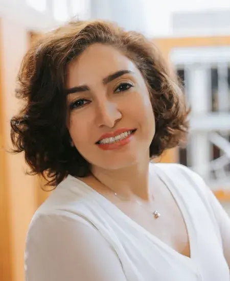 Negar Mahbod Headshot