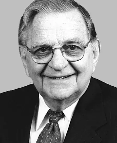 Nolen C. Allen Headshot