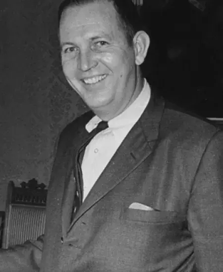 William W. Ecton Headshot