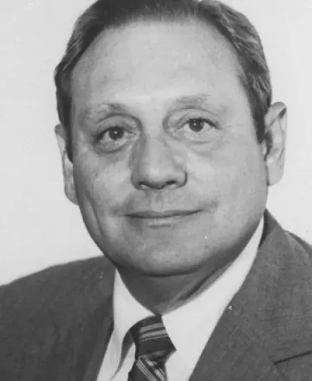 Warren W. Rosenthal Headshot