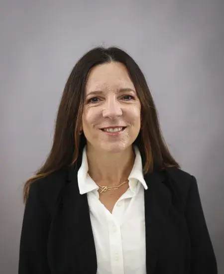 Michelle Baker Headshot