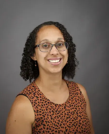 Renee Mercado Headshot