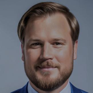 Shea Nessler Headshot