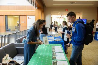 Student learning of opportunities at Gatton Global table