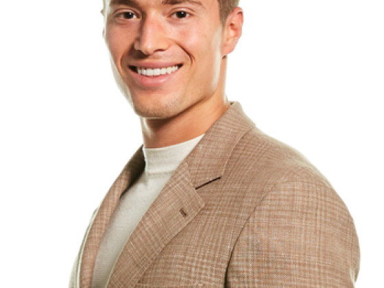 Grant Murray headshot